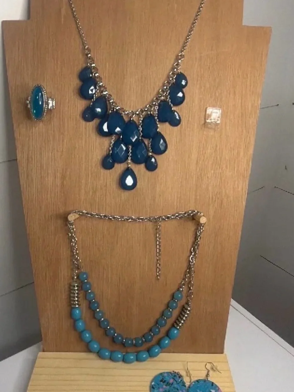 paparazzi Blue Teardrop & Layered Beaded Necklace Set